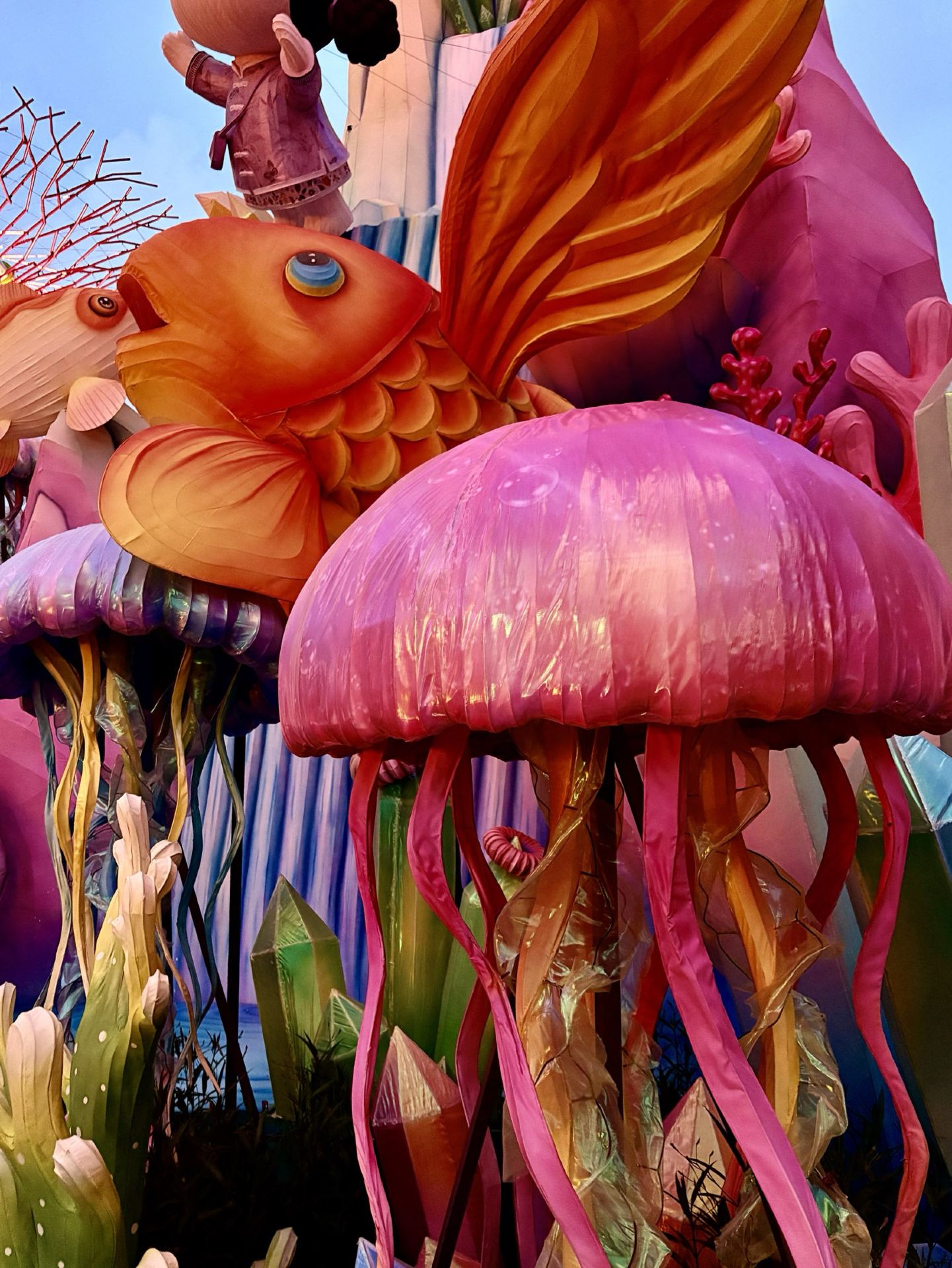 มนต์เสน่ห์แห่งแสงสีเริ่มต้นขึ้นแล้วที่ Gardens by the Bay