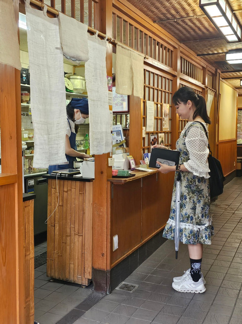 🇯🇵​🍡 Umezono (梅園): A legendary square-shaped dango (Japanese