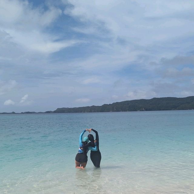 Rocking in the Rock Islands with the sib 