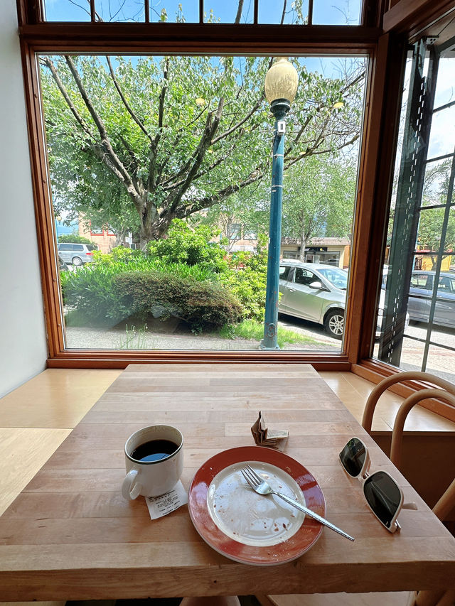 Vancouver에 풍경멋진 Port moody에 있는 Bakery 맛집