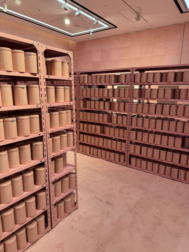 Art Bunny Magic ✨ West Kowloon Cultural District: Museums, Waterfront, and a Pink Rabbit Supermarket in One Afternoon Art Bunny Magic ✨ West Kowloon Cultural District: Museums, Waterfront, and a Pink Rabbit Supermarket in One Afternoon