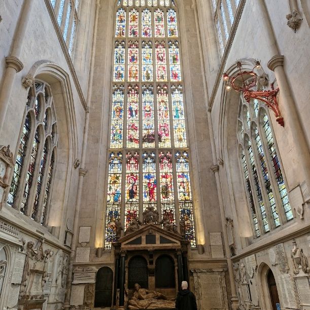 Uncover Bath's Hidden Treasures! Explore the Heritage Vaults Museum at Bath Abbey 🌟