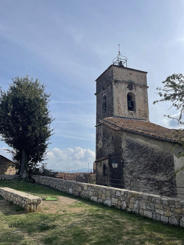 I took a bike trip to Montauroux 🚲