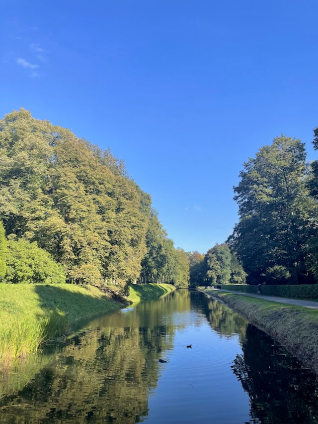 【オランダ🇳🇱】湖に囲まれた幻想的なデ・ハール城、ユトレヒトの隠れた名所🏰🤍