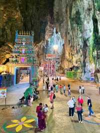 Batu Caves, Malaysia: A Towering Temple in Limestone Heights