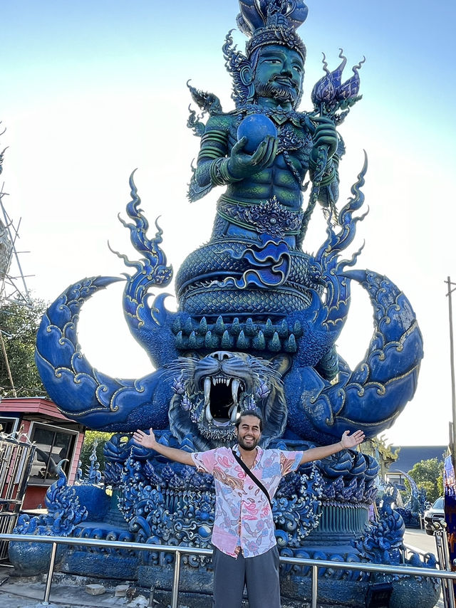 Blue Temple – Wat Rong Suea Ten, Chiang Rai