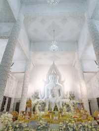 🛕 Wat Huay Pla Kang – Chiang Rai’s Towering Goddess of Mercy