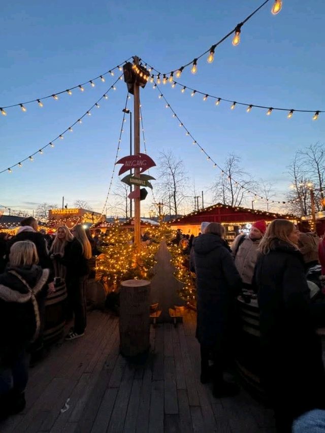 Sparkle at Night✨ Sparkle at Night✨