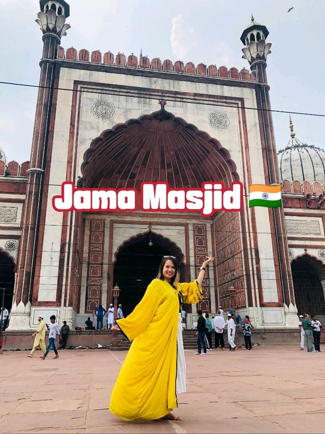 The Largest Mosque in India - JAMA MASJID 🇮🇳