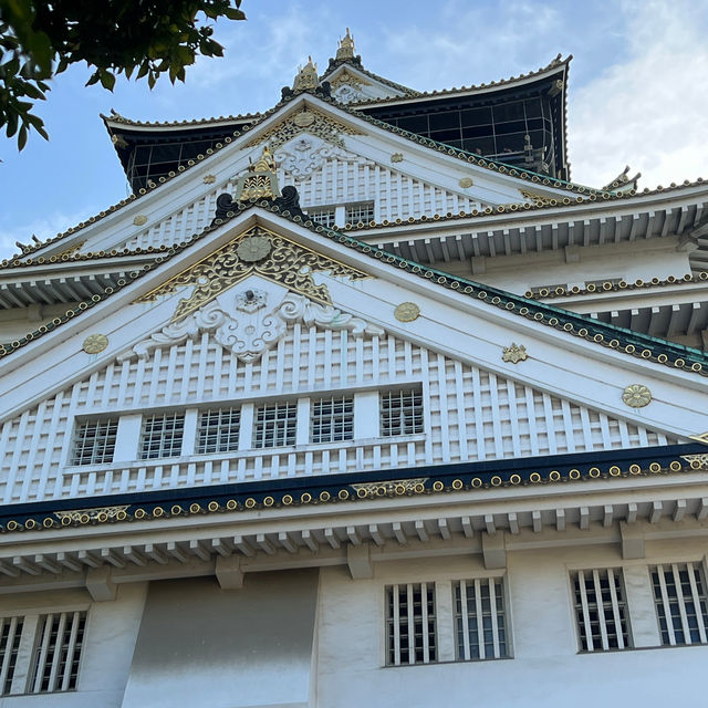 ✨大阪城是日本三大名城之一，是豐臣秀吉時代的權力象徵，也一直是日本歷史上重要的戰爭舞台