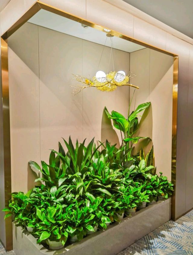 香蜜公園旁的高端大氣商務型酒店