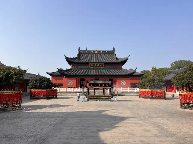 The Year of the Dragon is approaching, come to Zhen Guo Temple to pray for blessings