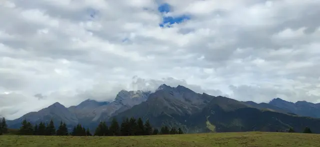 距離成都僅3小時車程的米亞羅鎮，擁有絕美風景，你一定不能錯過