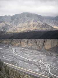 新婚夫婦帶父母新疆旅遊，《飛馳人生》取景地