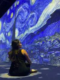 The immersive experience Van Gogh style 🌙🖌️