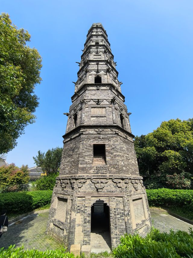 青龍塔