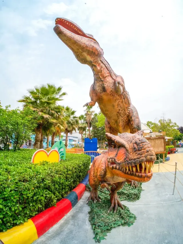 Have the people of Wuhan received the notice? The brand new Dinosaur Island is now open