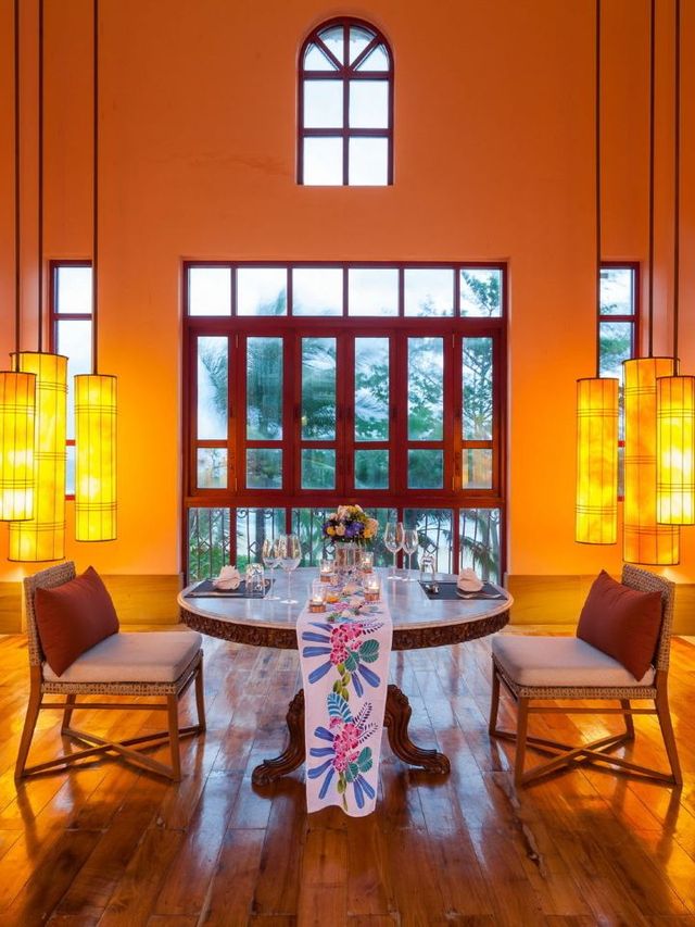 🌴 Phuket's Paradise: Top Hotel Picks on Thalan Beach 🏖️