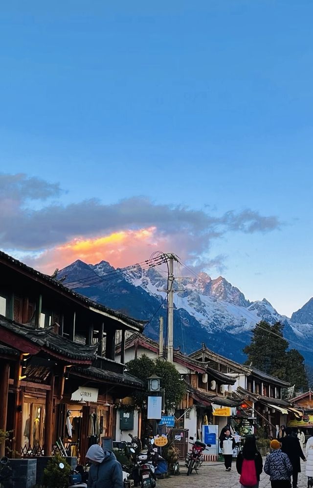 總要去一趟雲南白沙古鎮吧我愛的人感受一下適合遠方
