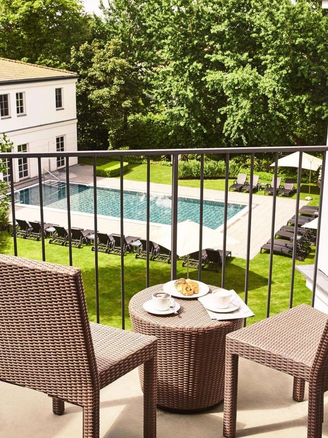 🌟 Zingst's Hidden Gem: Strandhotel Spotlight! 🏖️