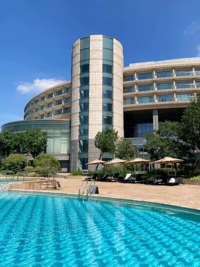昆山陽澄湖親子度假酒店，水天一色的美景~