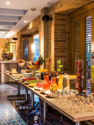 🌟 Bogota's Best Kept Secret: Chic Stays at NH Pavillon 🏨