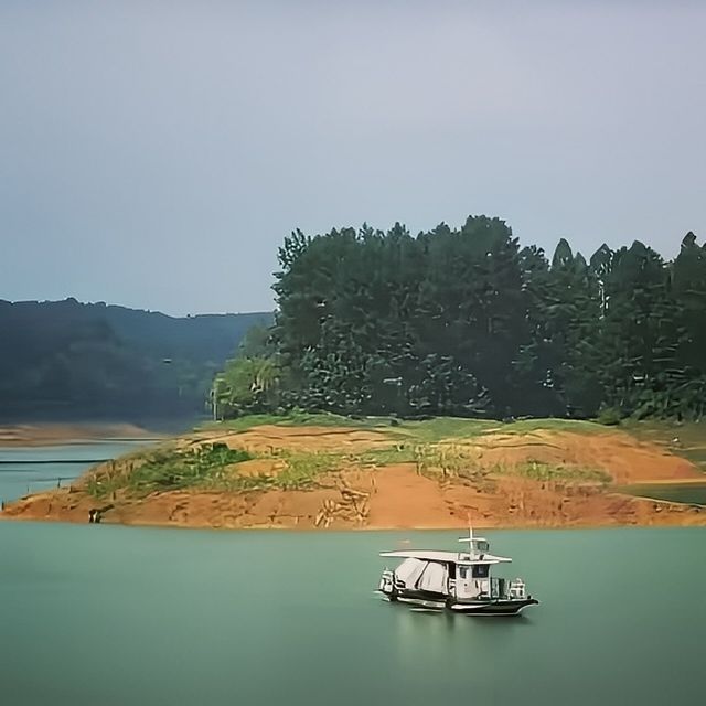 獨家揭秘，花岩溪保姆級攻略：一步一景，讓你的旅行不留遺憾！