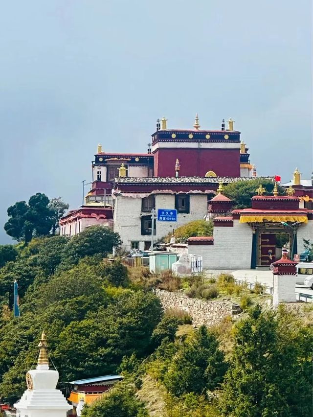 魅力西藏，藏傳佛教寺廟——卡久寺。