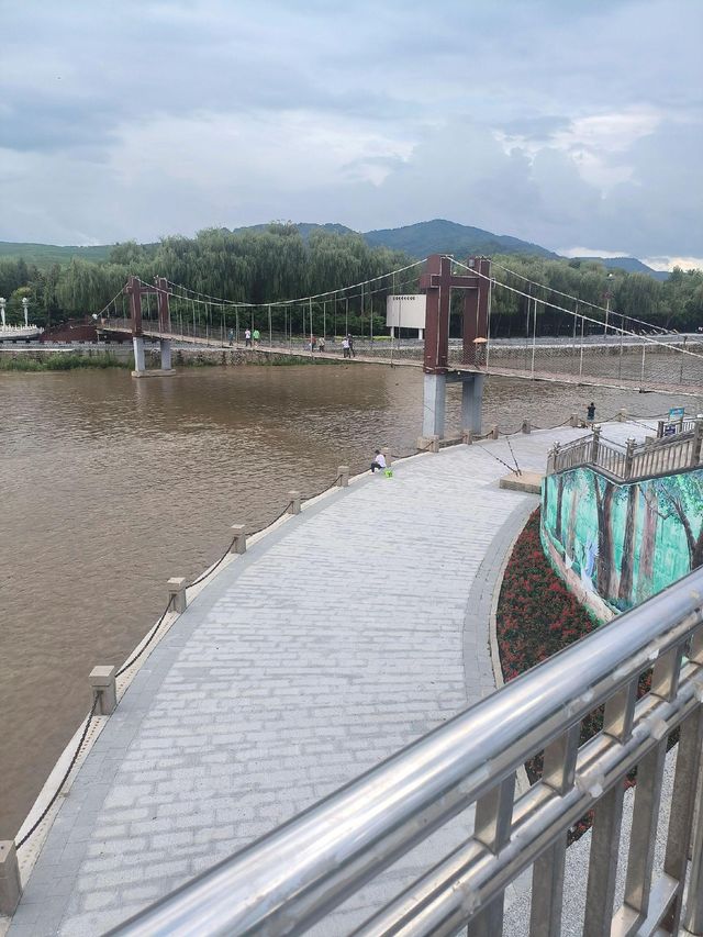 吉林白山江心島公園：城市中心的寧靜綠洲