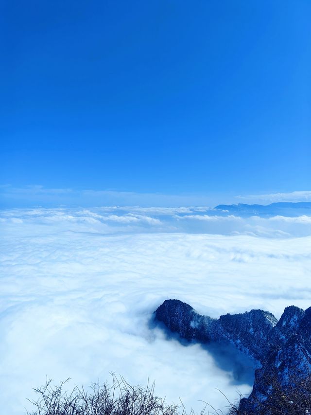 峨眉山會懲罰每一個不做攻略的人