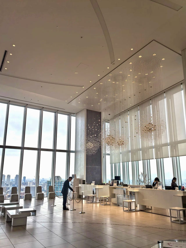 大阪萬豪酒店：雲端之上，靜觀城市躍動