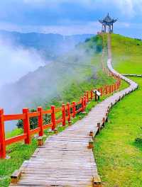唔好再去熱門地人逼人！嚟六盤水清涼一夏