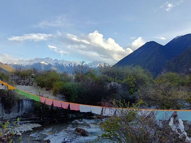 輕度徒步旅行者；探索這片藏地秘境
