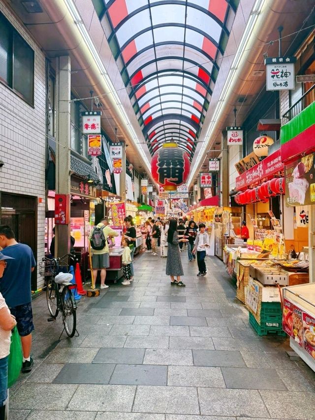 🇯🇵大阪｜黑門市場必吃　永遠吃不膩的海鮮丼聖地 