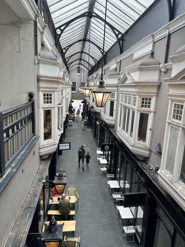 The Beautiful & Unique Arcades Of Cardiff, Like Travelling Back In Time