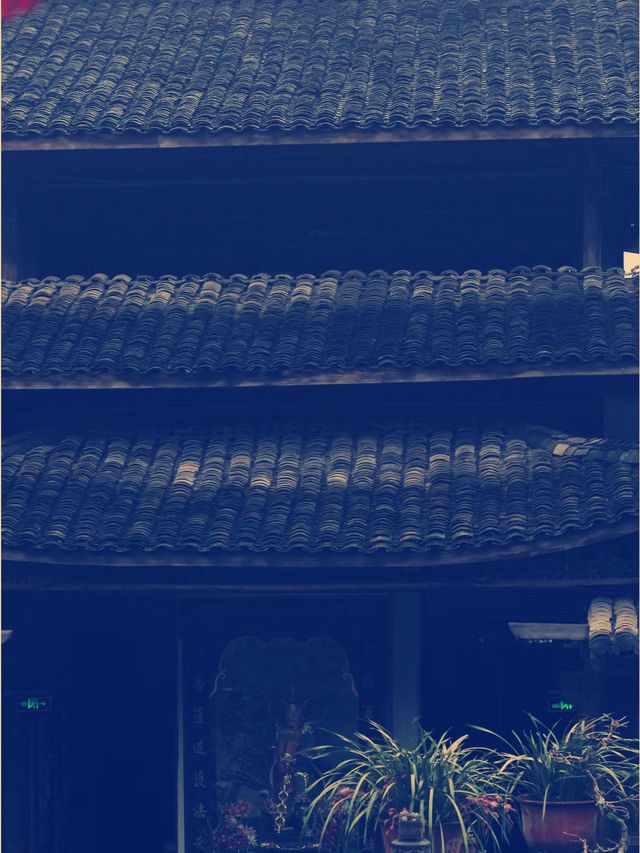 峨眉山神水閣寺の魅力ある旅