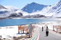 西藏 II 雪山、聖湖與經幡的視覺盛宴