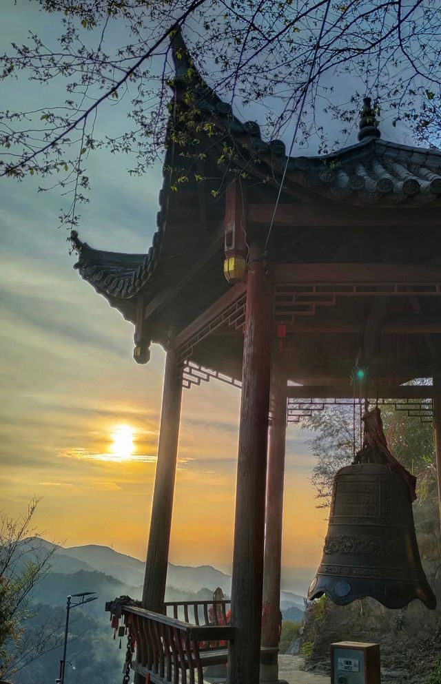 爬山同素齋麵愛好者狂喜！景德鎮冷水尖林間神仙麵館藏唔住啦
