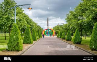 A Beautiful Day at Glasgow Green