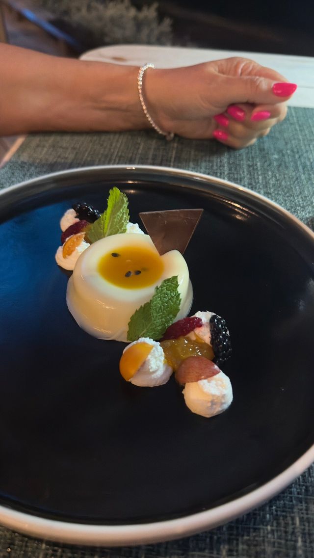 Comfortable Villas and Delicious Dining Experience