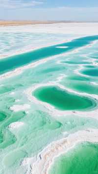 察爾汗鹽湖丨天地奇觀：萬丈鹽橋、翡翠湖、鹽花奇觀、天空之鏡…