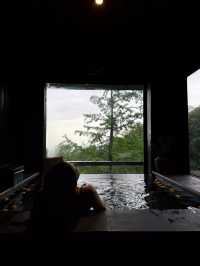 為了這間私湯木屋，我專程又去了趟青城山