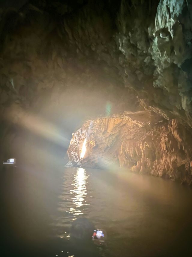 邂逅巴馬百鳥巖，體驗別樣的自然之美