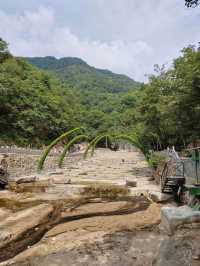 踏青何必遠行？畫眉谷仙境治癒你的春天