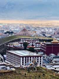 理塘後山日落機位｜雲端觀景台，美到窒息！