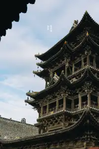 今天只想坐在飛雲樓這面牆下曬太陽