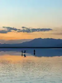 冬季穿搭指南|茶卡鹽湖暖系仙女不凍人系列