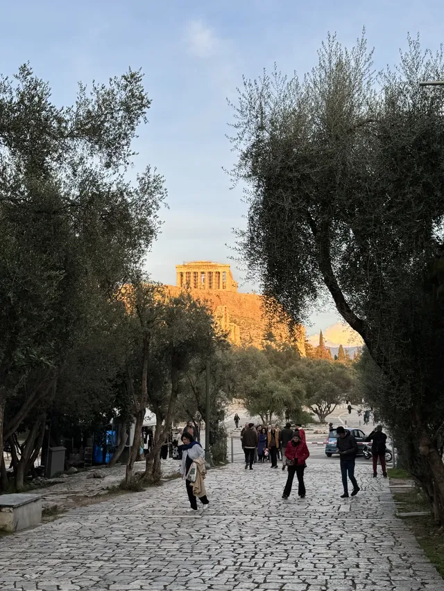 雅典一日遊路線｜衛城徒步日落海鮮酸奶