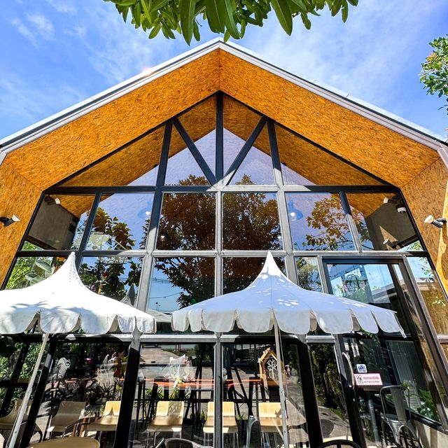 ร่มไม้คาเฟ่ คาเฟ่ริมทาง 304 ปราจีนบุรี