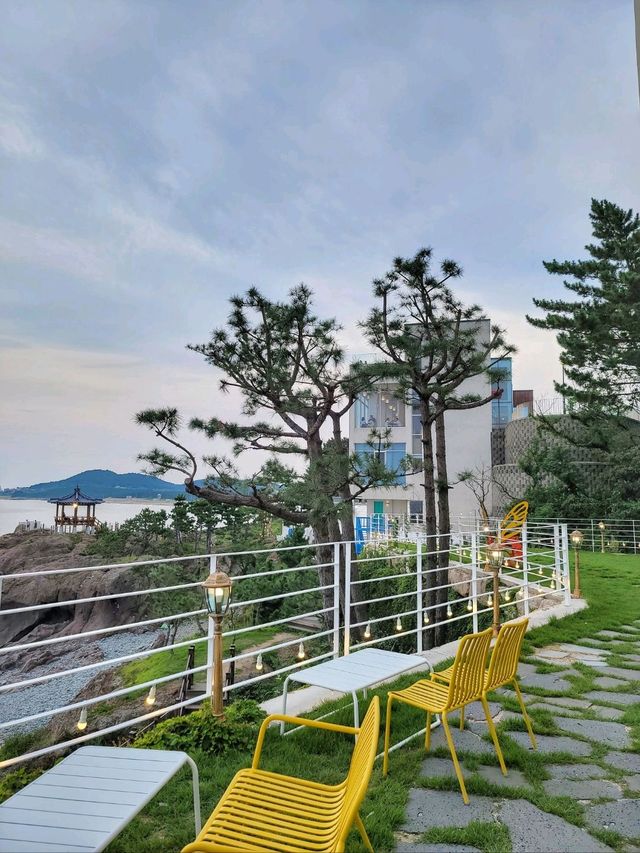 역대급 통창뷰가 멋진 포항카페 오딘🏛